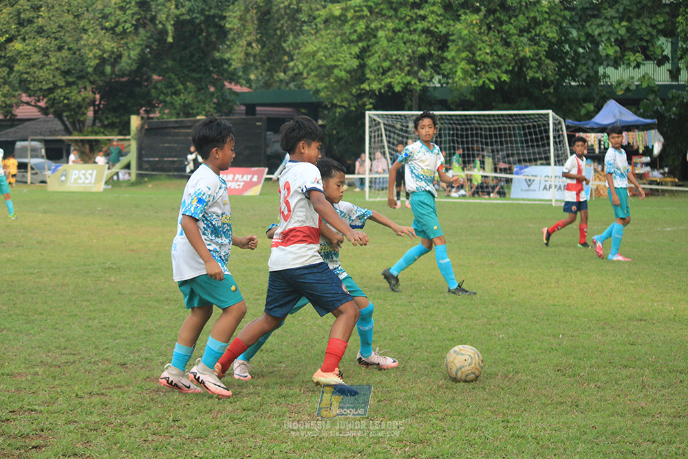 ijl u12 121025 brazillian soccer depok vs binna banua fc blue