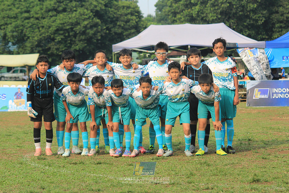 ijl u12 121025 brazillian soccer depok vs binna banua fc blue