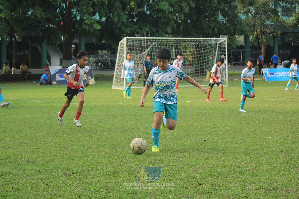 ijl u12 121025 brazillian soccer depok vs binna banua fc blue