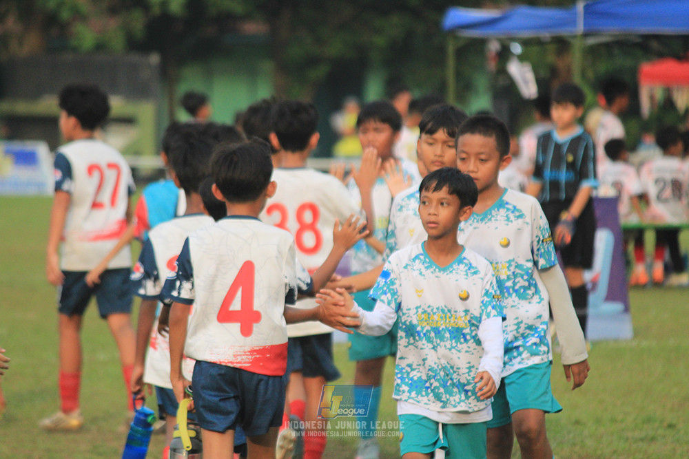 ijl u12 121025 brazillian soccer depok vs binna banua fc blue