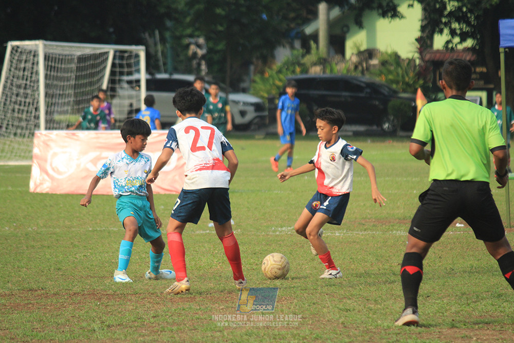 ijl u12 121025 brazillian soccer depok vs binna banua fc blue