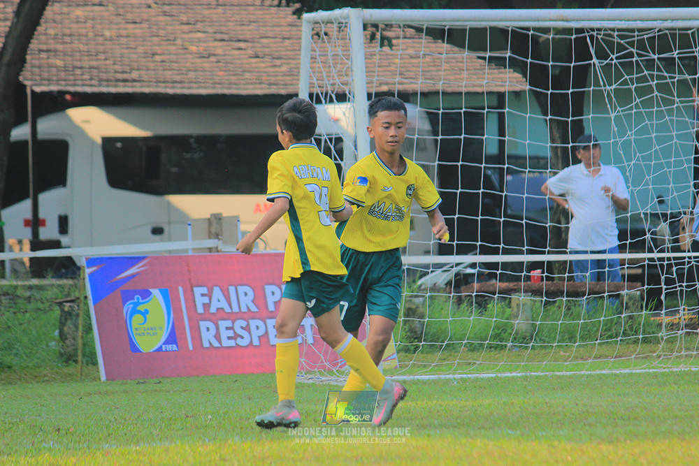 ijl u12 121025 brazillian soccer lfa vs maesa pararaider