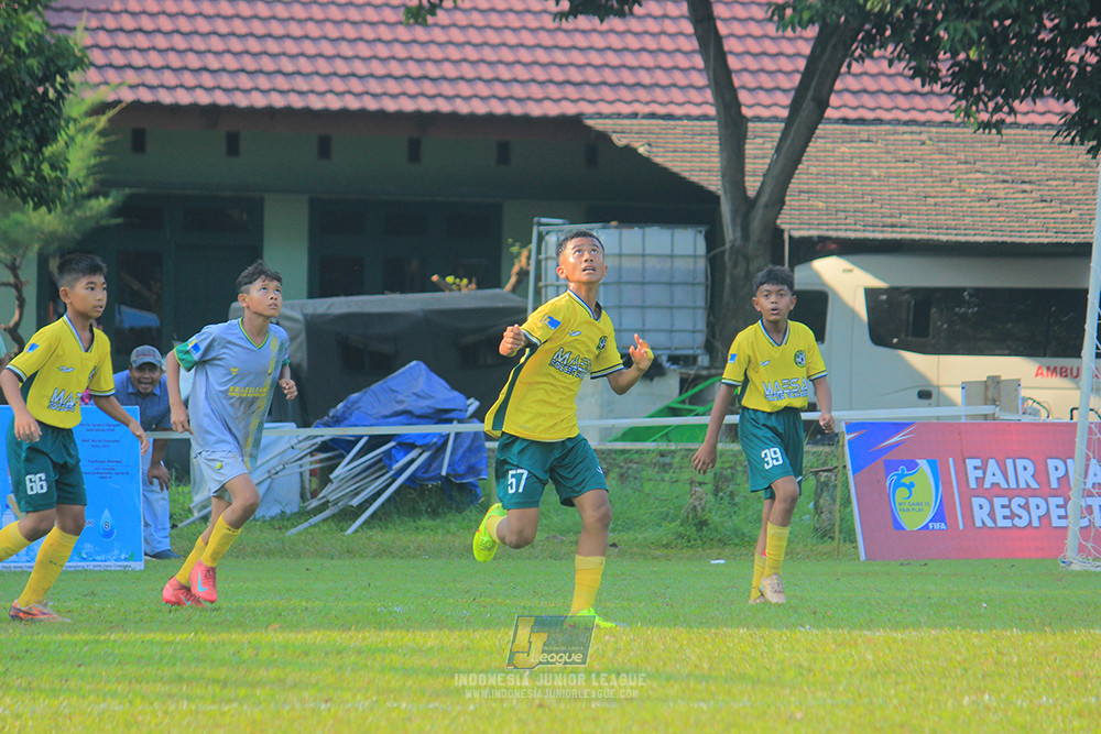 ijl u12 121025 brazillian soccer lfa vs maesa pararaider