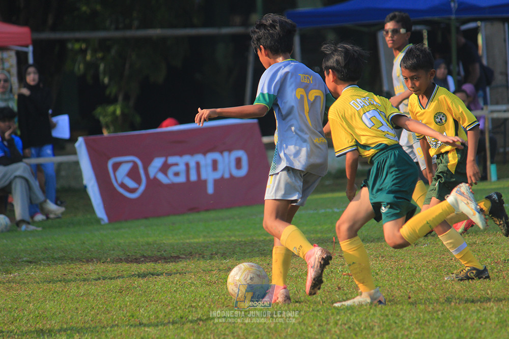 ijl u12 121025 brazillian soccer lfa vs maesa pararaider