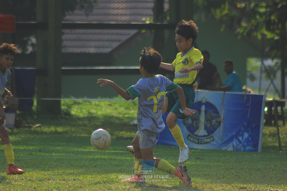 ijl u12 121025 brazillian soccer lfa vs maesa pararaider