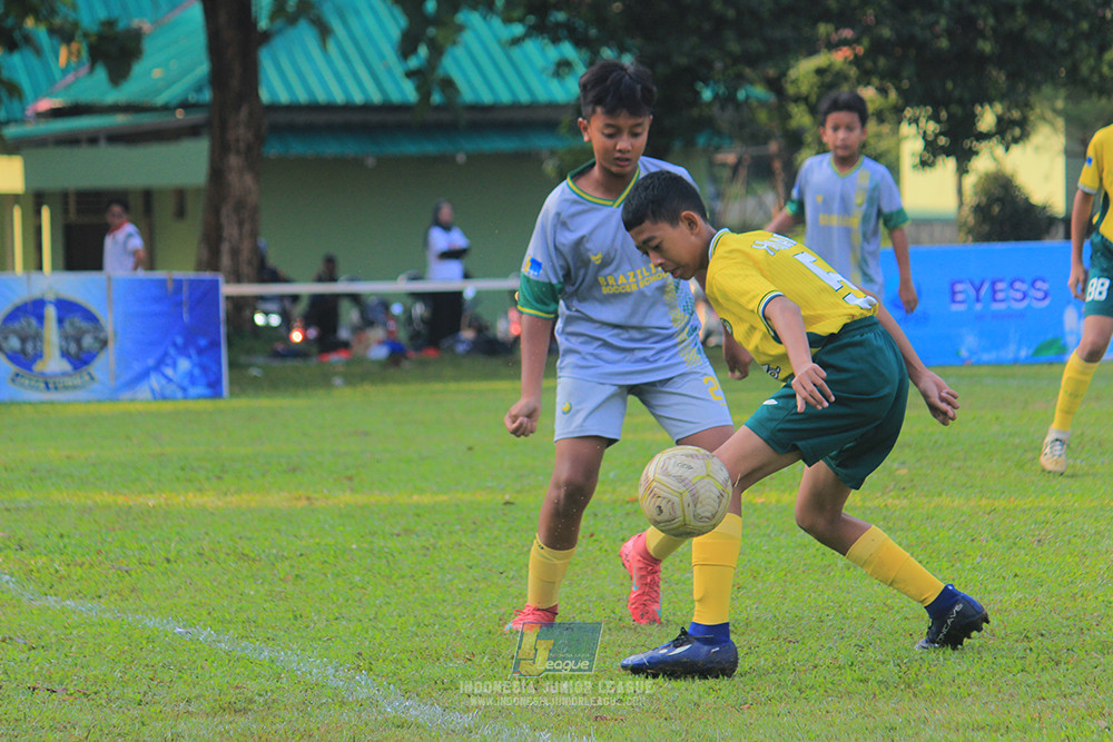 ijl u12 121025 brazillian soccer lfa vs maesa pararaider