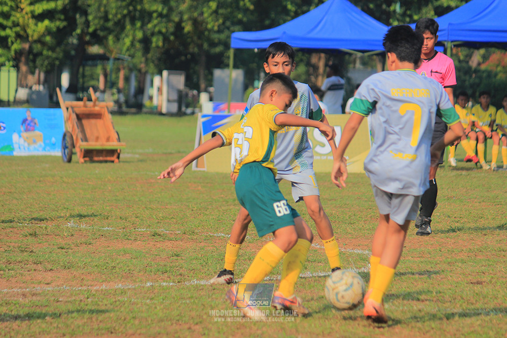 ijl u12 121025 brazillian soccer lfa vs maesa pararaider