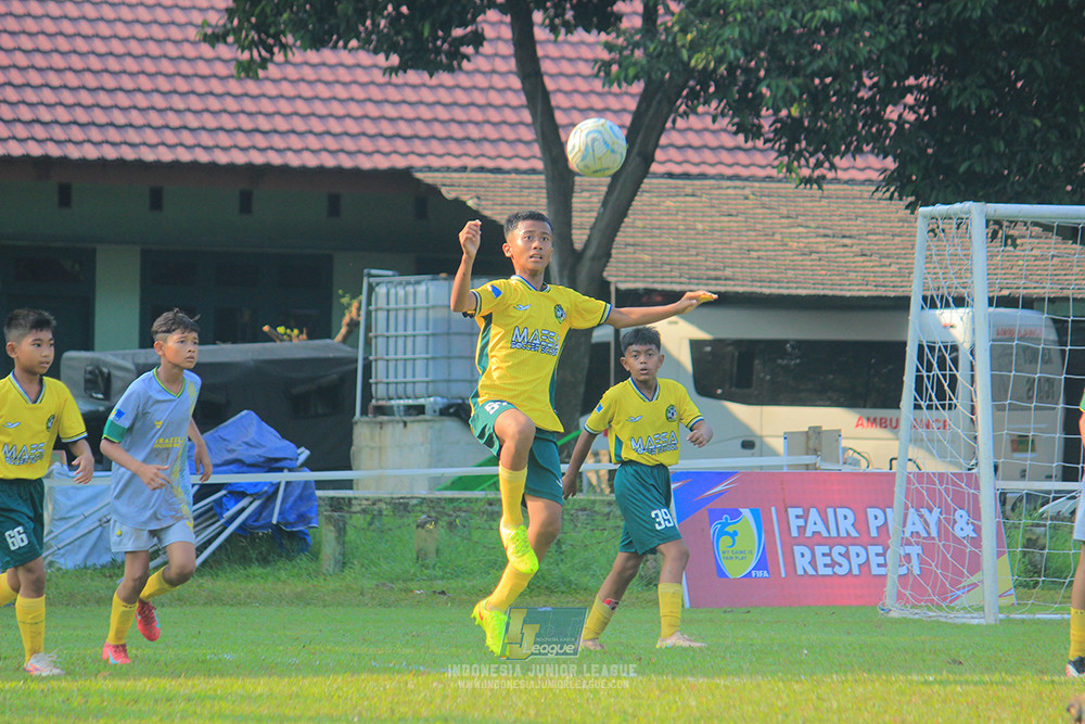 ijl u12 121025 brazillian soccer lfa vs maesa pararaider