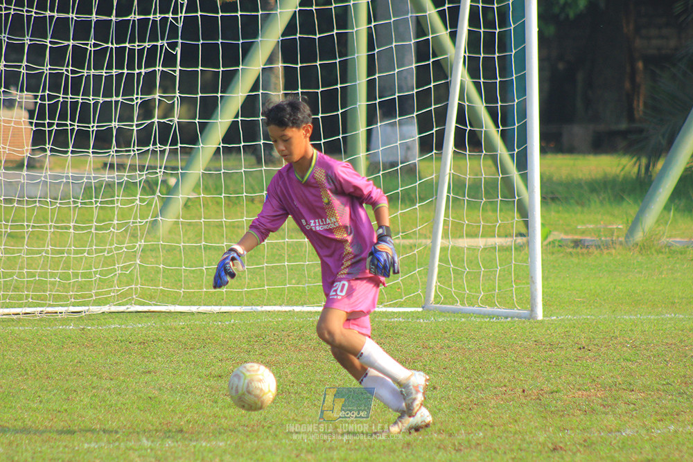 ijl u12 121025 brazillian soccer lfa vs maesa pararaider