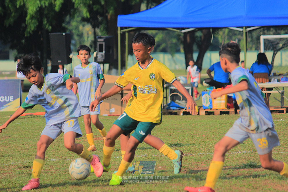 ijl u12 121025 brazillian soccer lfa vs maesa pararaider