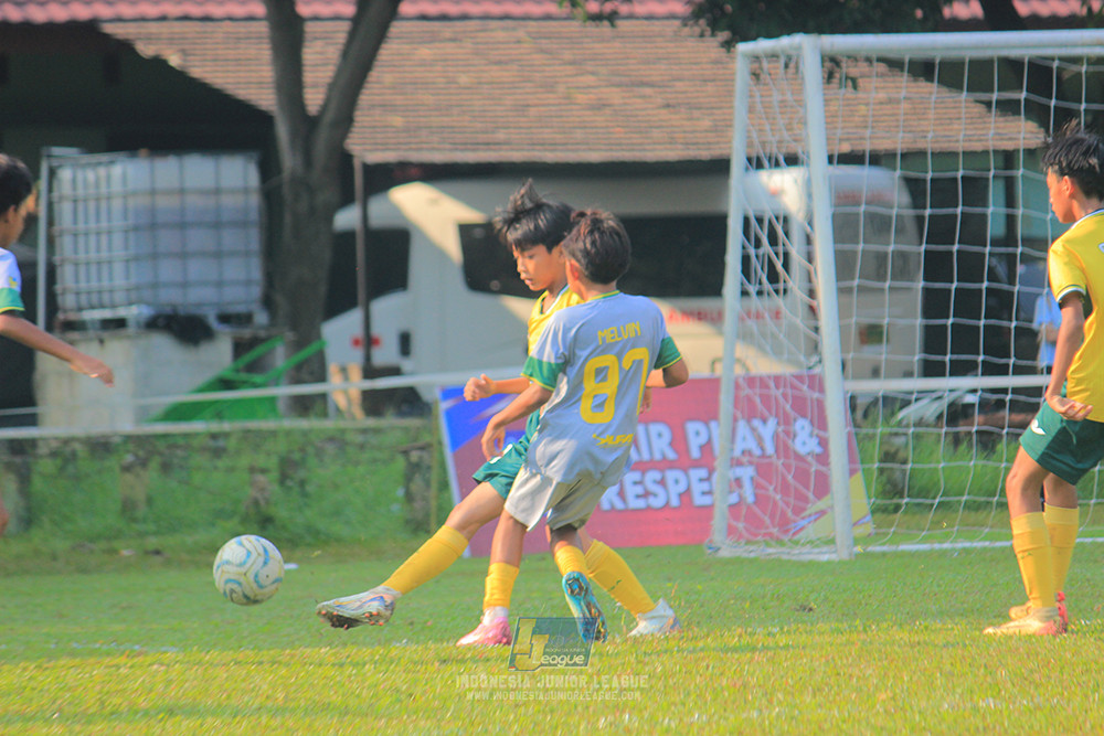 ijl u12 121025 brazillian soccer lfa vs maesa pararaider