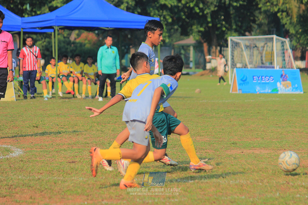 ijl u12 121025 brazillian soccer lfa vs maesa pararaider