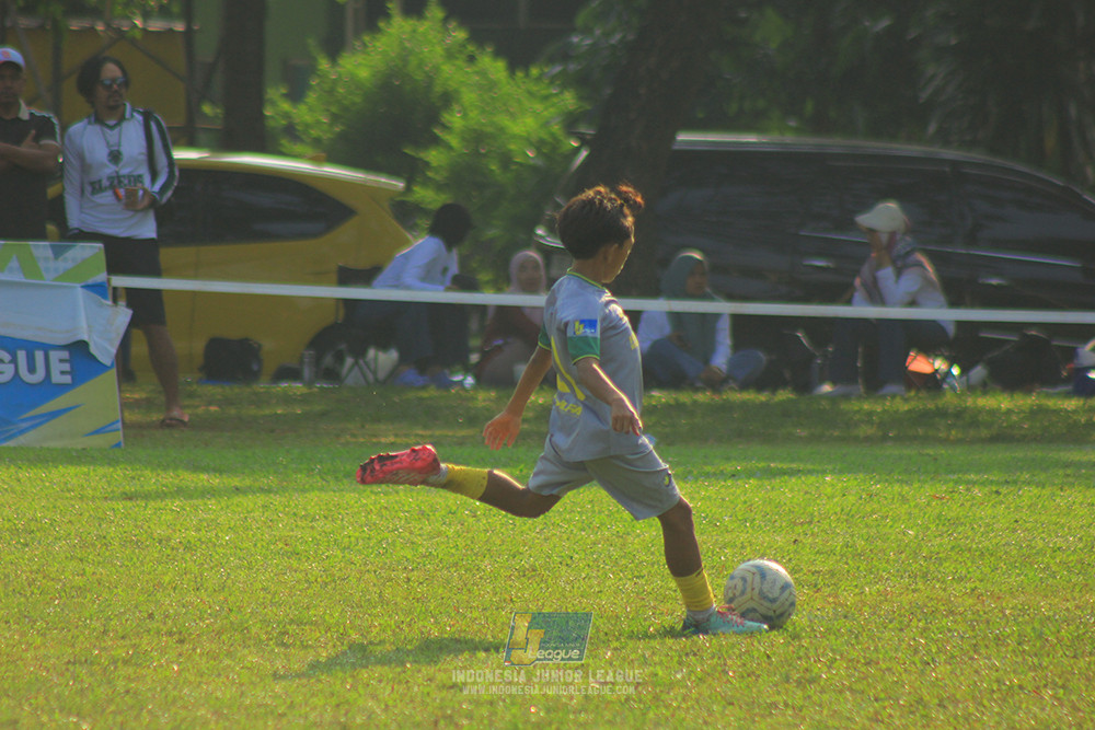 ijl u12 121025 brazillian soccer lfa vs maesa pararaider