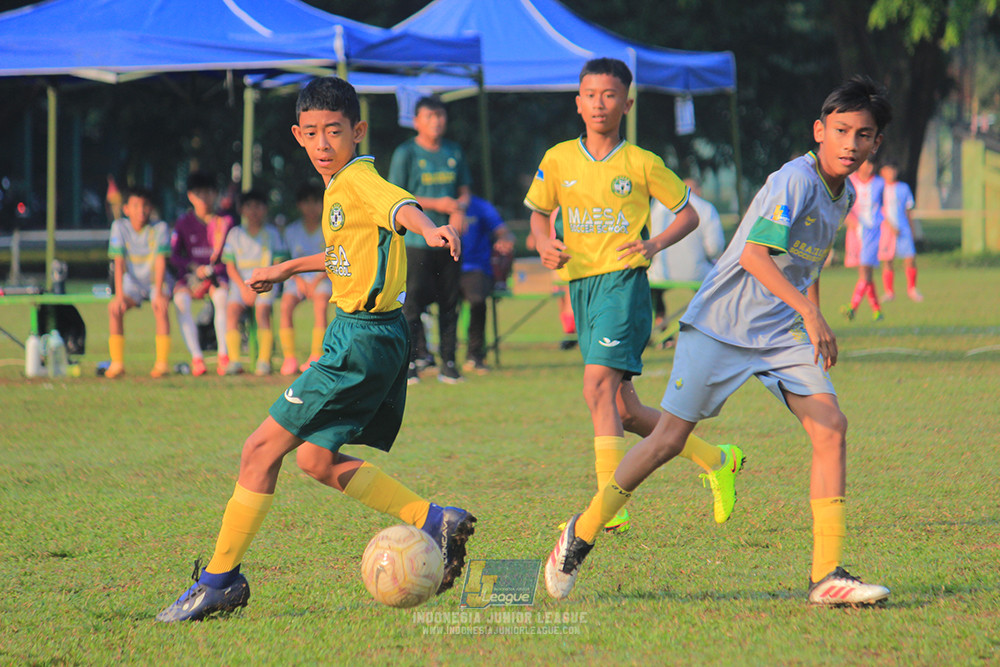 ijl u12 121025 brazillian soccer lfa vs maesa pararaider