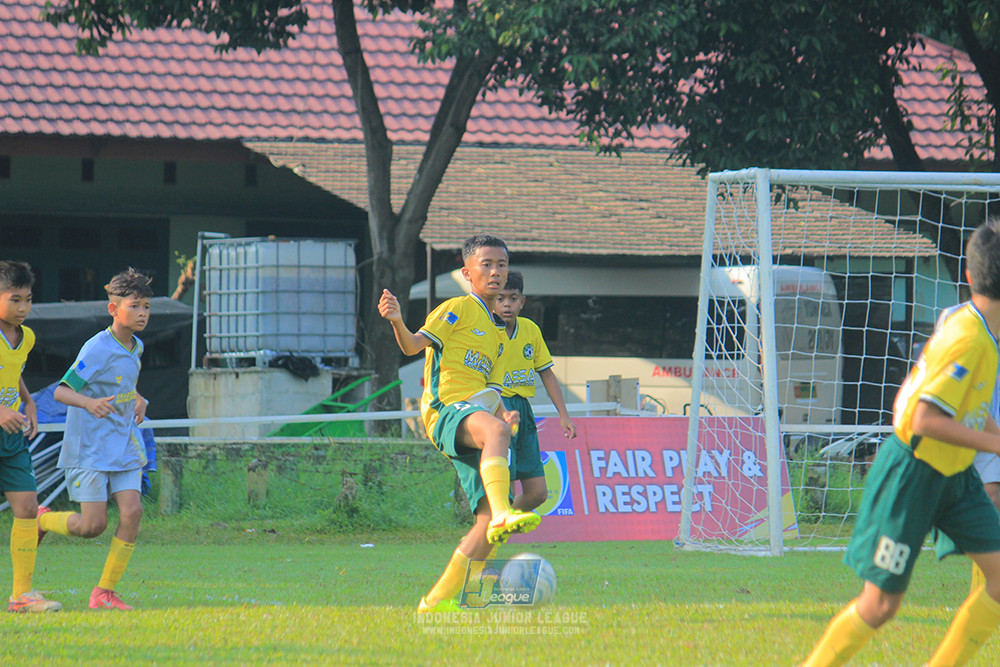 ijl u12 121025 brazillian soccer lfa vs maesa pararaider
