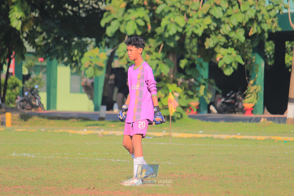 ijl u12 121025 brazillian soccer lfa vs maesa pararaider