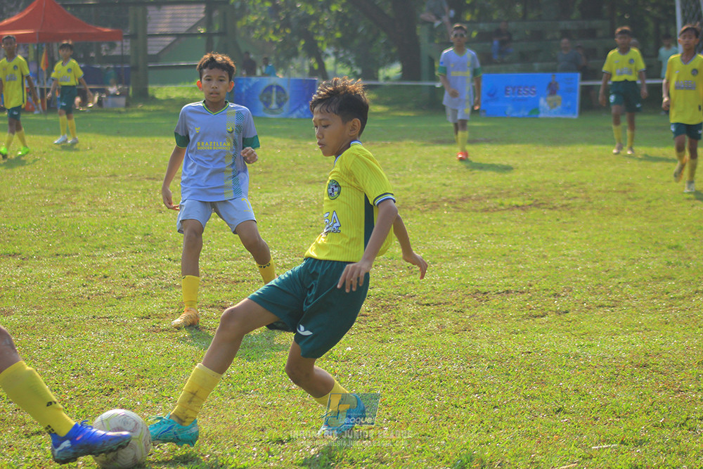 ijl u12 121025 brazillian soccer lfa vs maesa pararaider