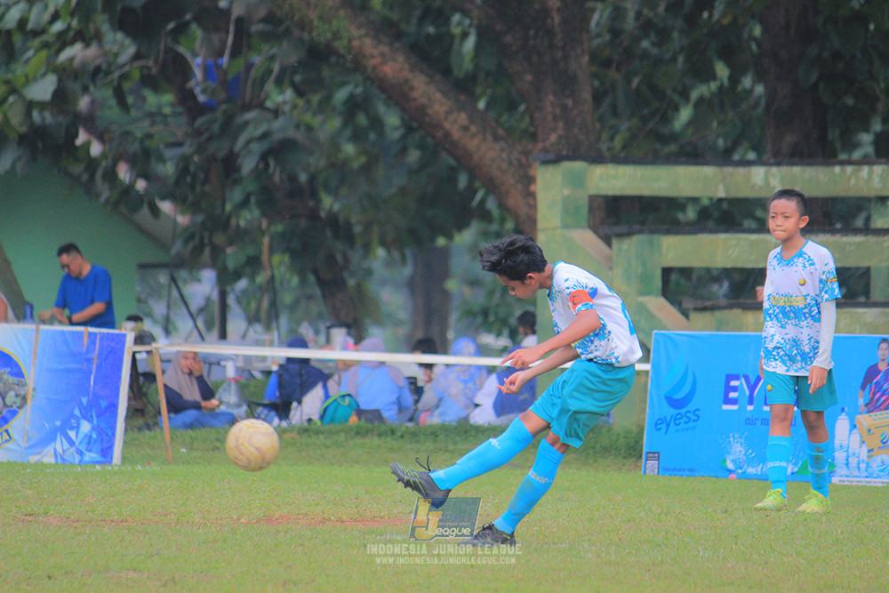 ijl u12 121025 indonesia muda utara vs brazillian soccer depok