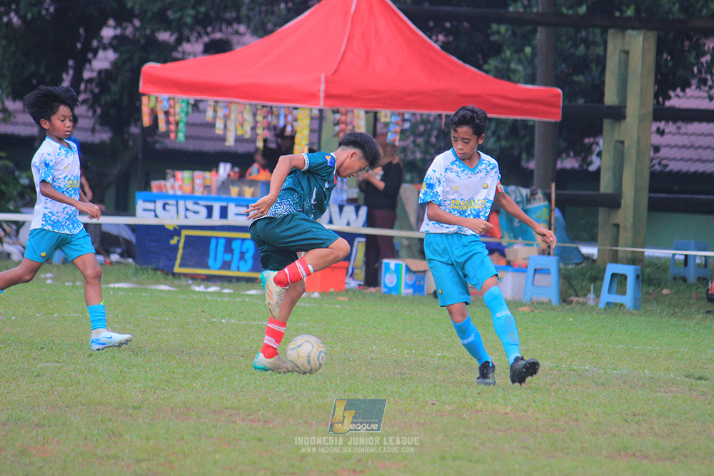 ijl u12 121025 indonesia muda utara vs brazillian soccer depok
