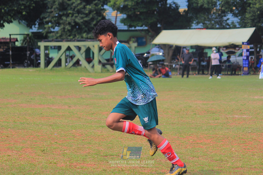 ijl u12 121025 indonesia muda utara vs brazillian soccer depok
