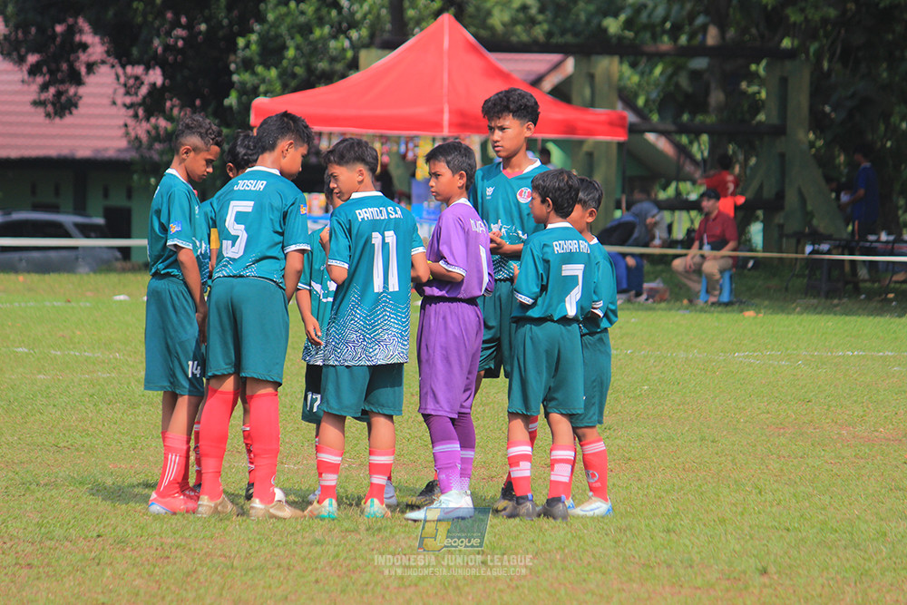 ijl u12 121025 indonesia muda utara vs brazillian soccer depok