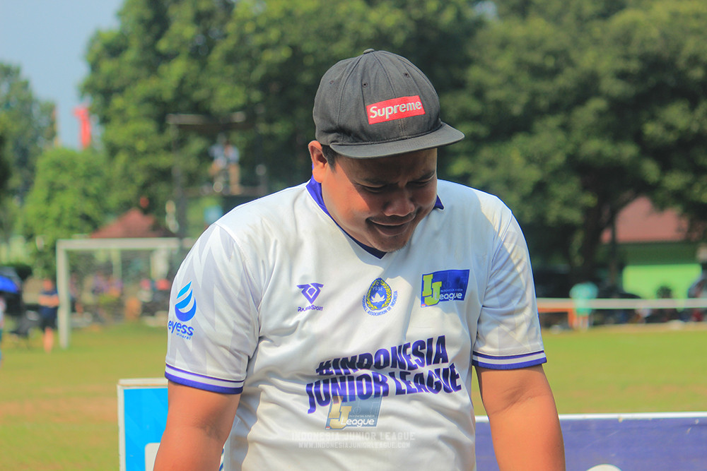 ijl u12 121025 indonesia muda utara vs brazillian soccer depok