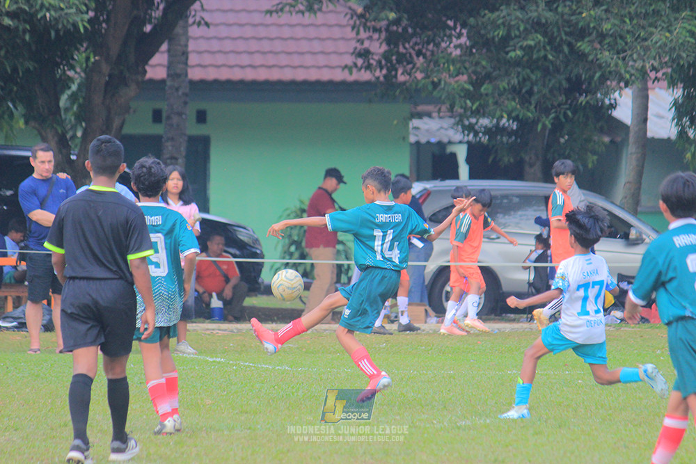 ijl u12 121025 indonesia muda utara vs brazillian soccer depok