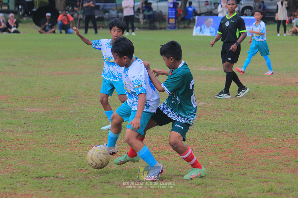 ijl u12 121025 indonesia muda utara vs brazillian soccer depok