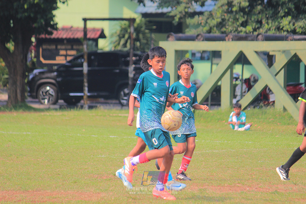 ijl u12 121025 indonesia muda utara vs brazillian soccer depok