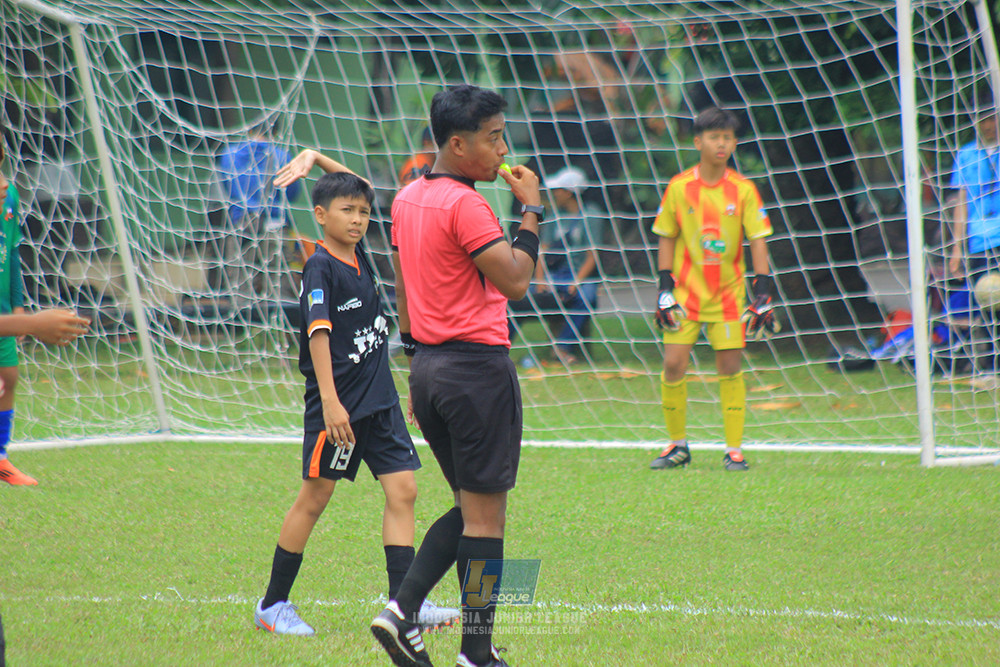 ijl u12 121025 jips soccer vs nusantara 2004