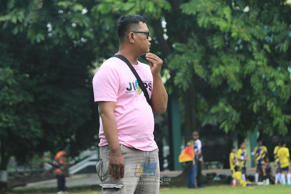 ijl u12 121025 jips soccer vs nusantara 2004