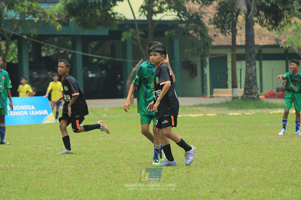 ijl u12 121025 jips soccer vs nusantara 2004