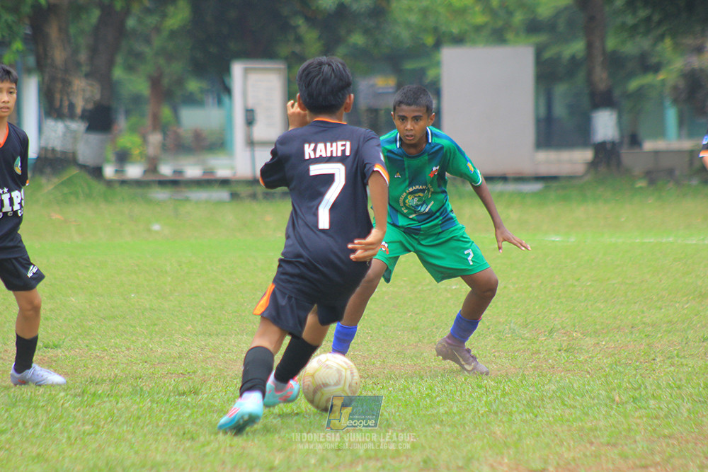 ijl u12 121025 jips soccer vs nusantara 2004