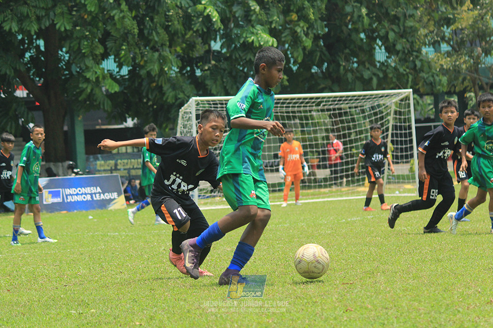 ijl u12 121025 jips soccer vs nusantara 2004