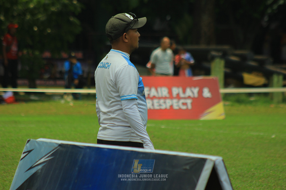 ijl u12 121025 jips soccer vs nusantara 2004