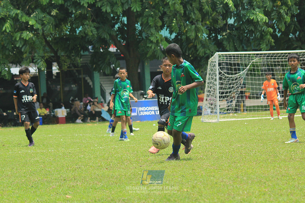 ijl u12 121025 jips soccer vs nusantara 2004