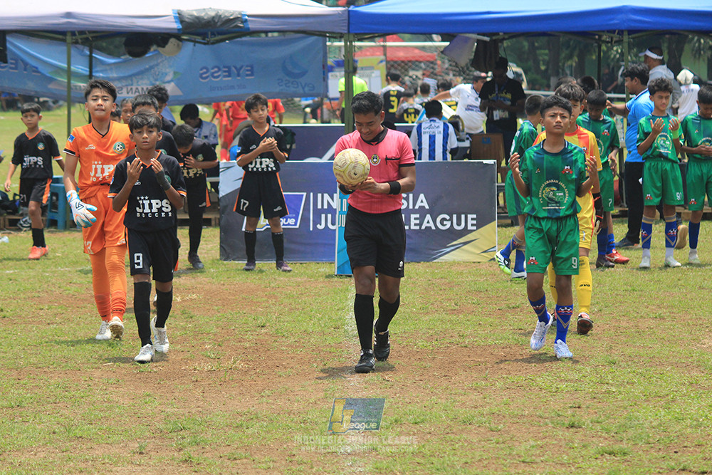 ijl u12 121025 jips soccer vs nusantara 2004