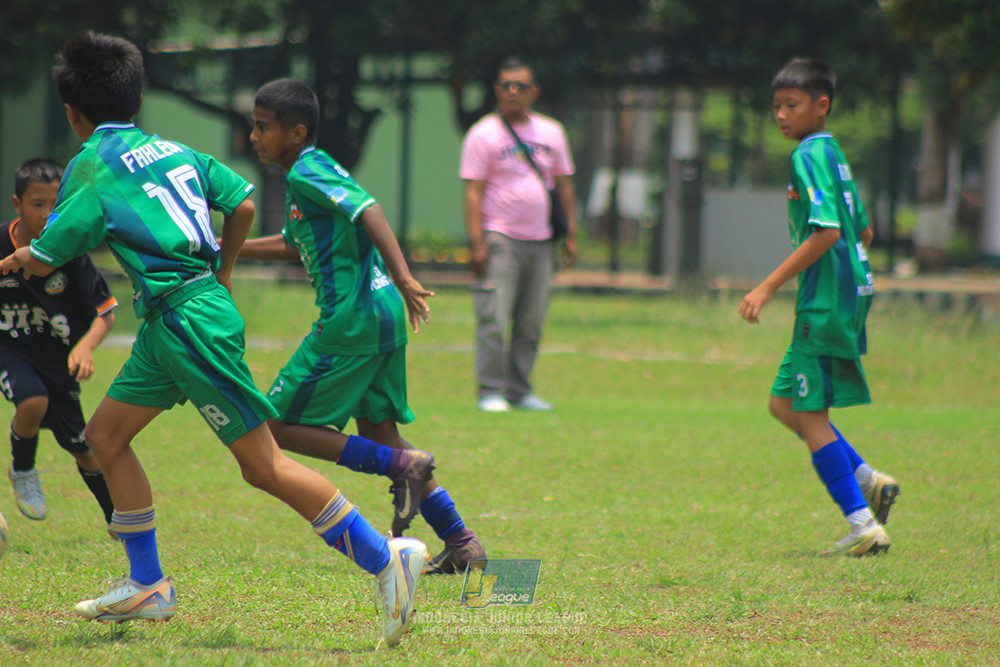 ijl u12 121025 jips soccer vs nusantara 2004