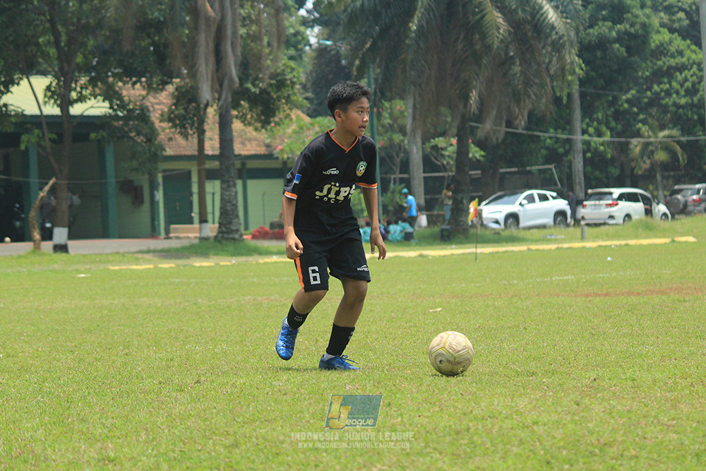 ijl u12 121025 jips soccer vs nusantara 2004