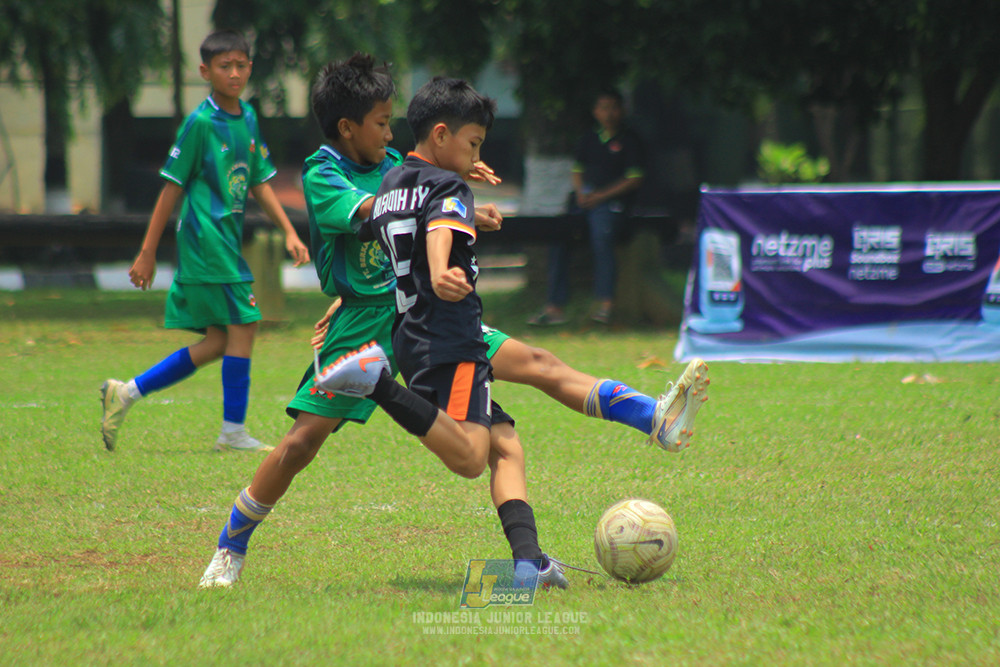 ijl u12 121025 jips soccer vs nusantara 2004
