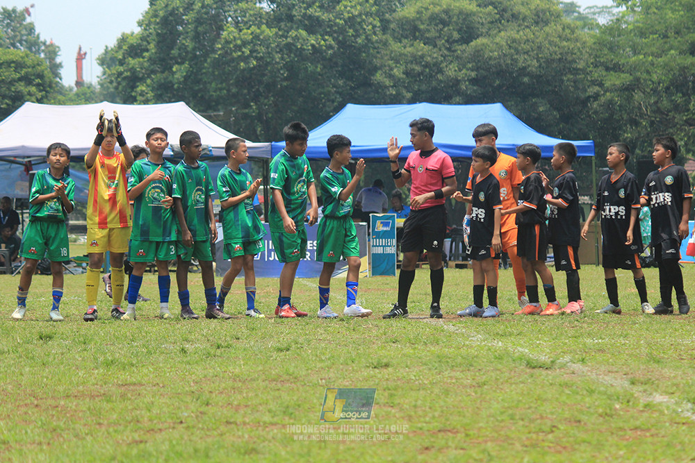 ijl u12 121025 jips soccer vs nusantara 2004