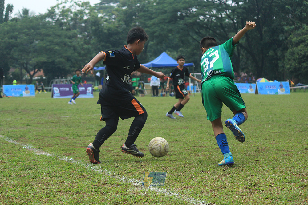 ijl u12 121025 jips soccer vs nusantara 2004
