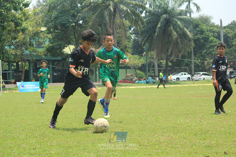 ijl u12 121025 jips soccer vs nusantara 2004