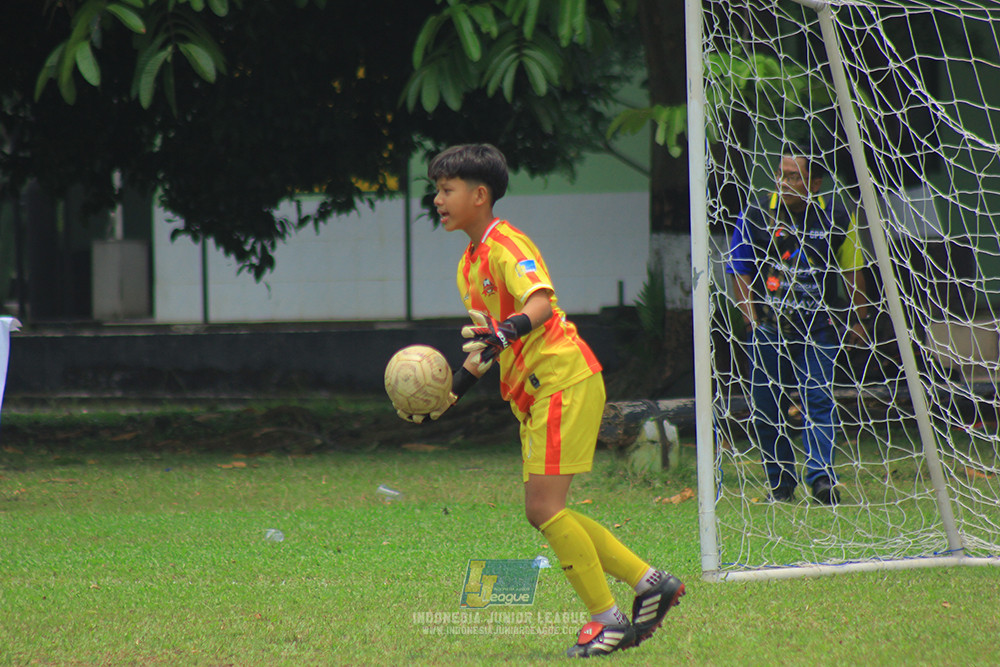 ijl u12 121025 jips soccer vs nusantara 2004