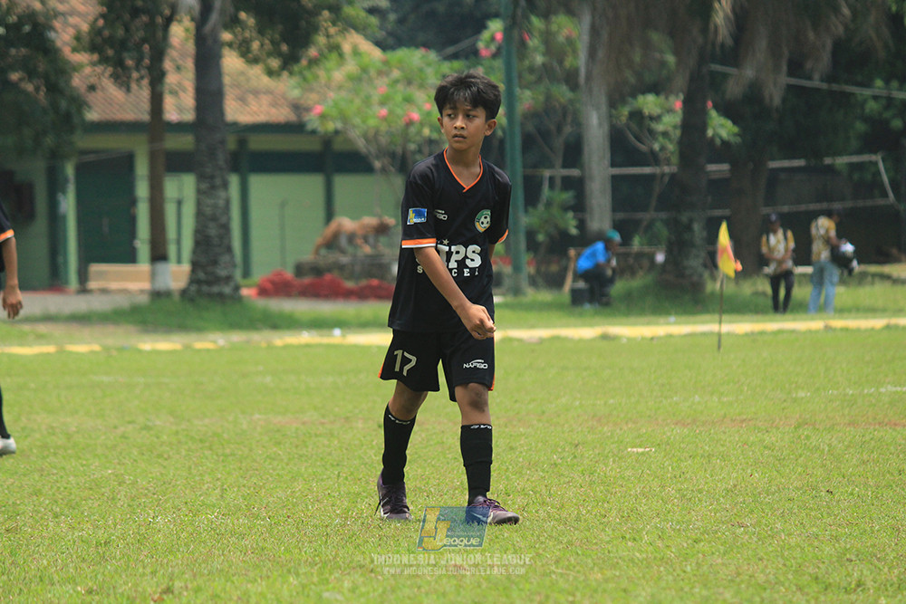ijl u12 121025 jips soccer vs nusantara 2004