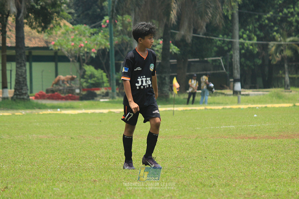 ijl u12 121025 jips soccer vs nusantara 2004