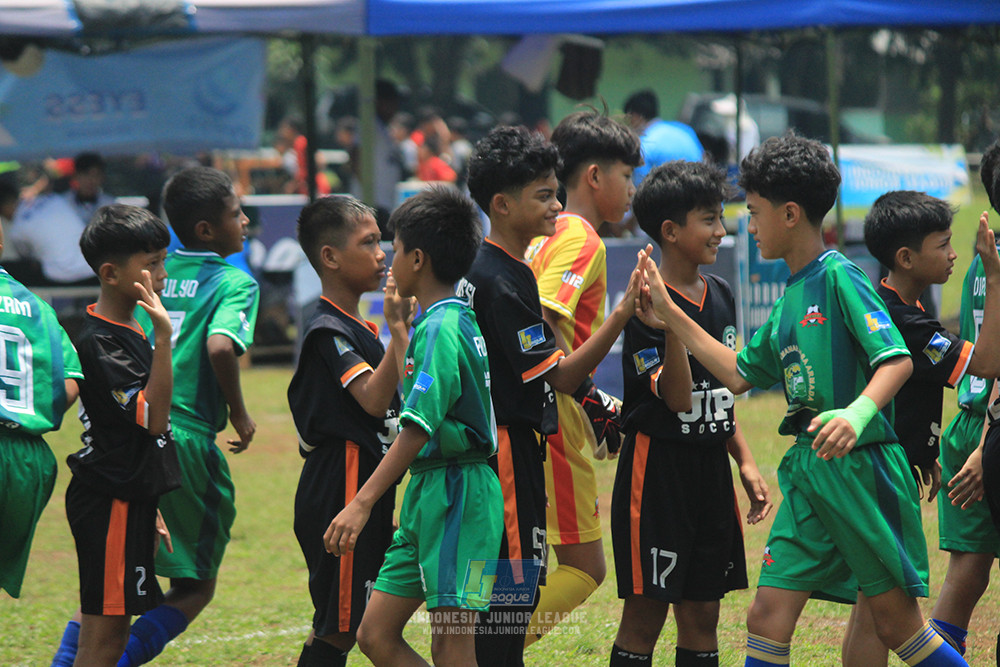 ijl u12 121025 jips soccer vs nusantara 2004