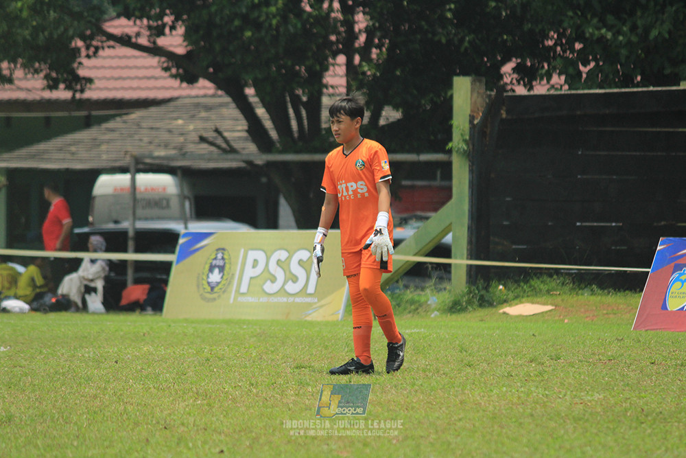 ijl u12 121025 jips soccer vs nusantara 2004