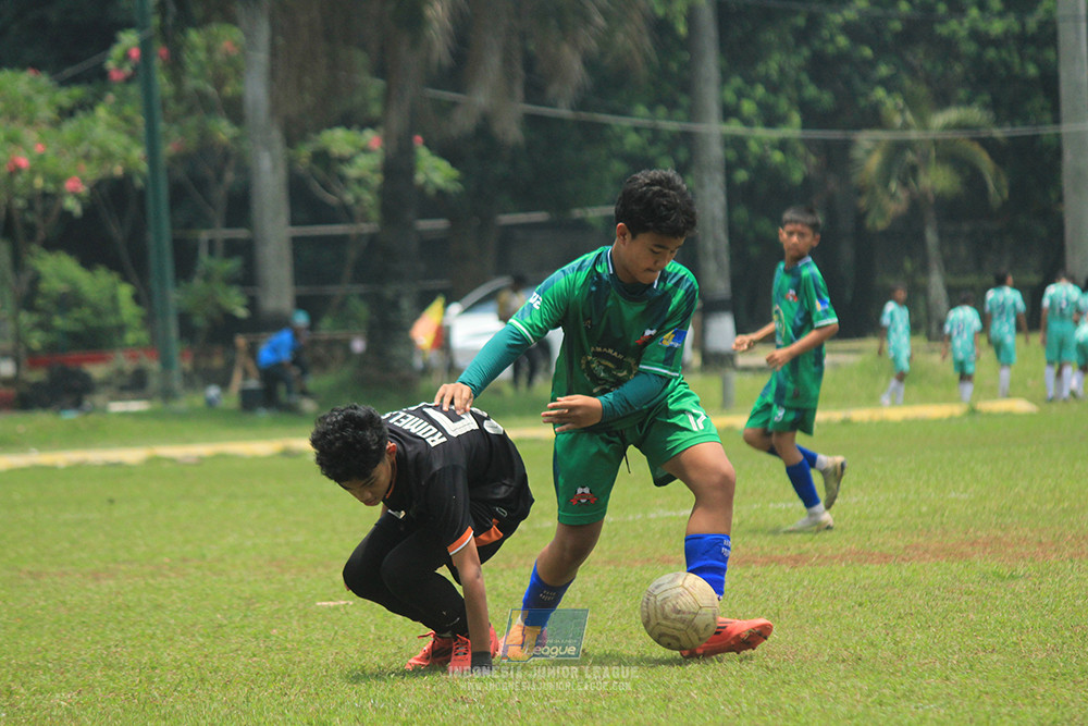 ijl u12 121025 jips soccer vs nusantara 2004