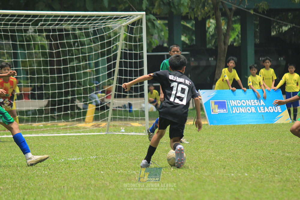ijl u12 121025 jips soccer vs nusantara 2004